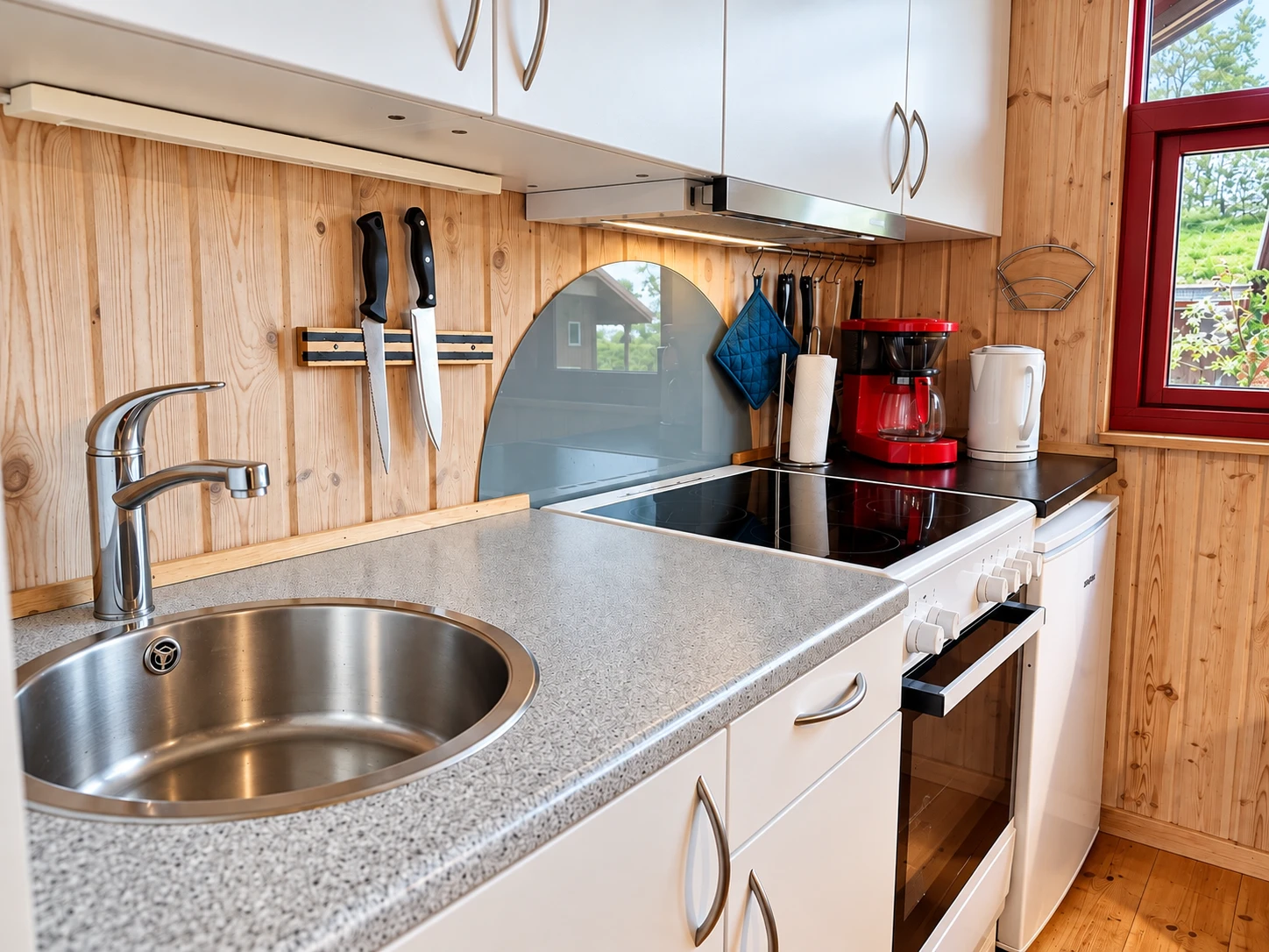 Komforthytte – kitchen Kitchen with sink and hob in the Komforthytte